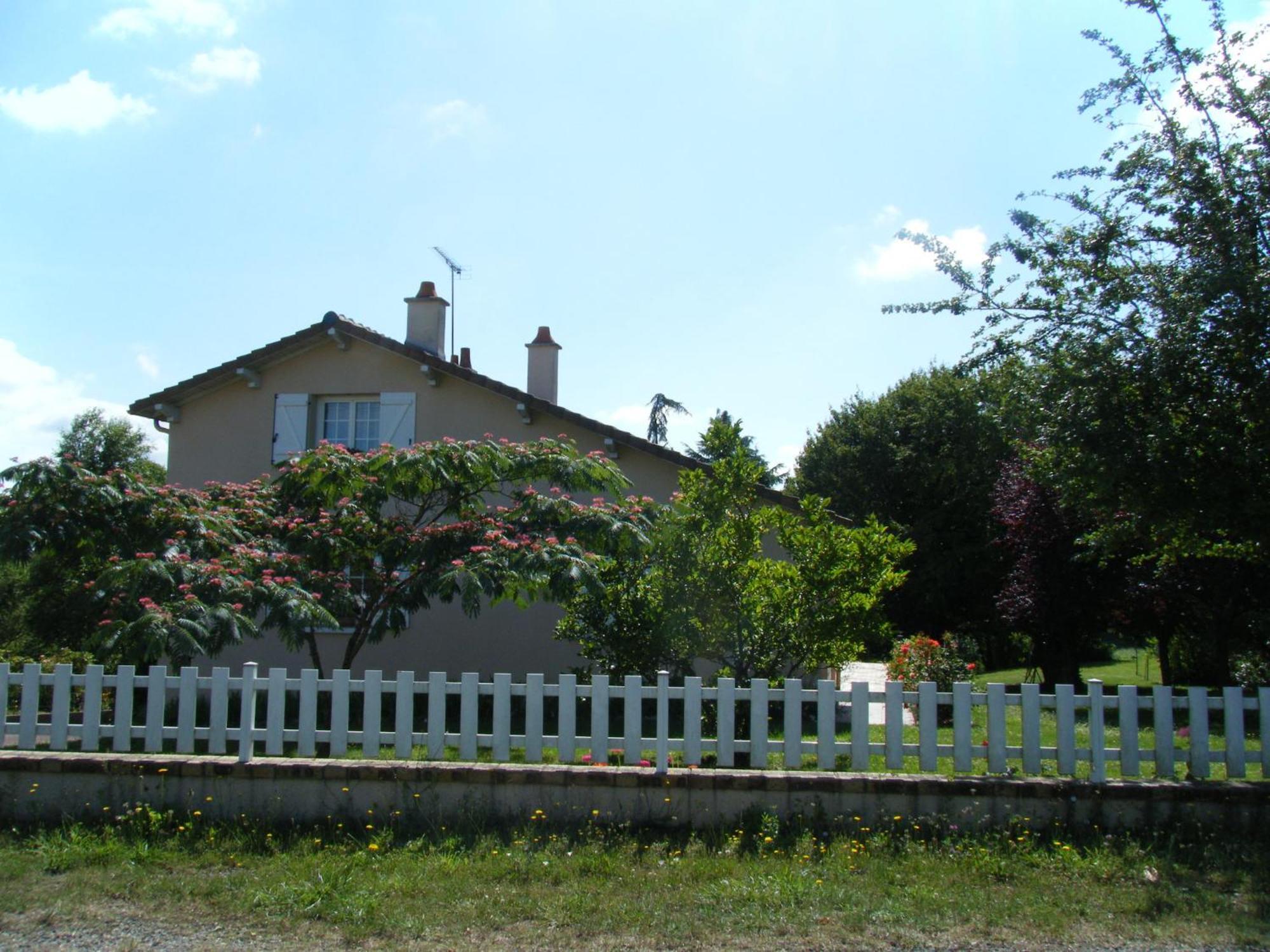 A La Volette Bed & Breakfast Pouillé Екстериор снимка